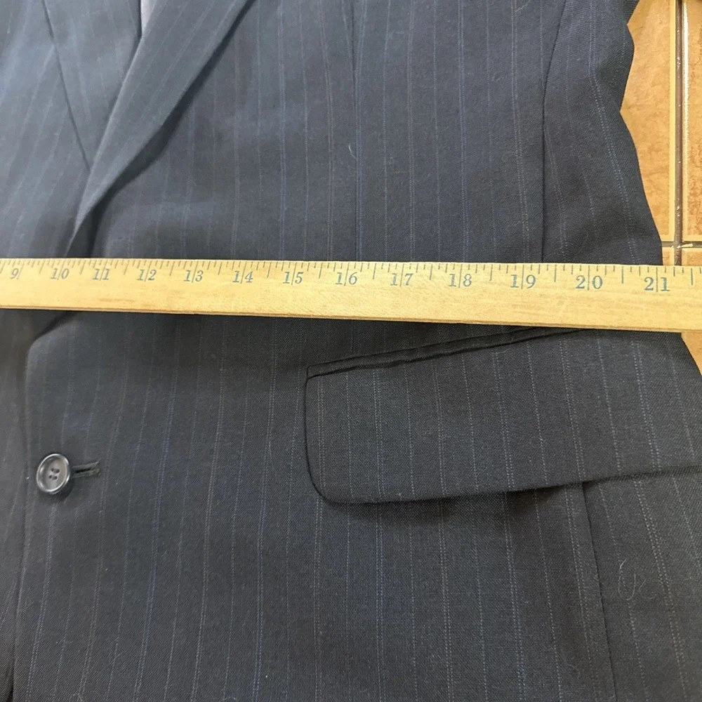 Towncraft Blue Pin Stripe 2-Piece Suit Sz 42R Jacket 38 x 32 Pant VTG Wool Blend